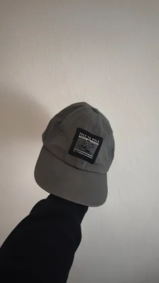 Gorra Pole to Pole gris