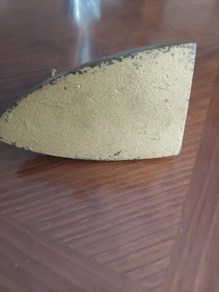 Plancha antigua de hierro