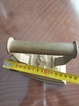 Plancha antigua de hierro