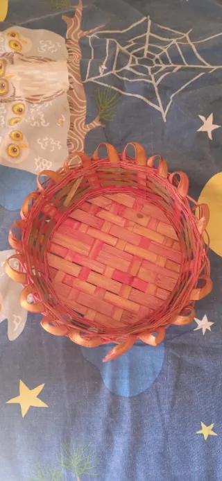 Cestino rotondo intrecciato