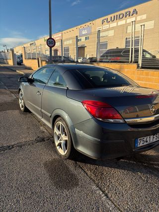 Opel Astra 2007