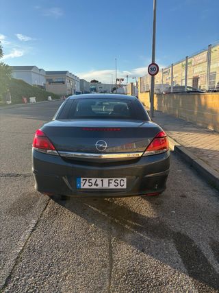 Opel Astra 2007