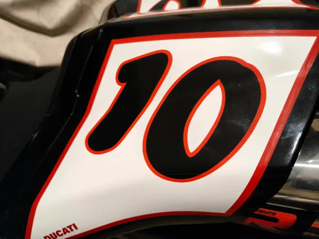 Dorsales personalizados para moto o coche