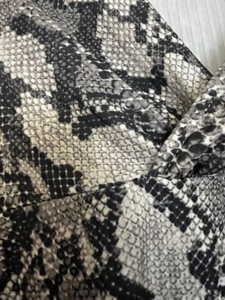 Body serpiente gris talla XS