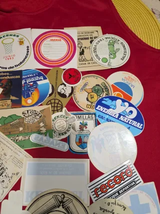 Lote 44 pegatinas variadas