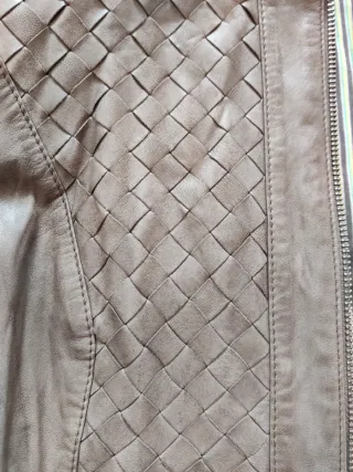 Cazadora cuero Betty Barclay trenzada Talla S