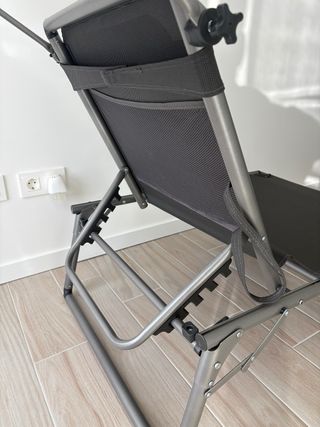 Tumbona plegable con parasol