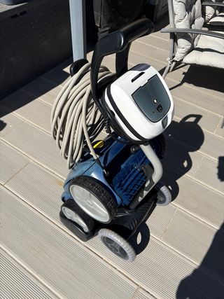 Robot Limpiafondos Zodiac