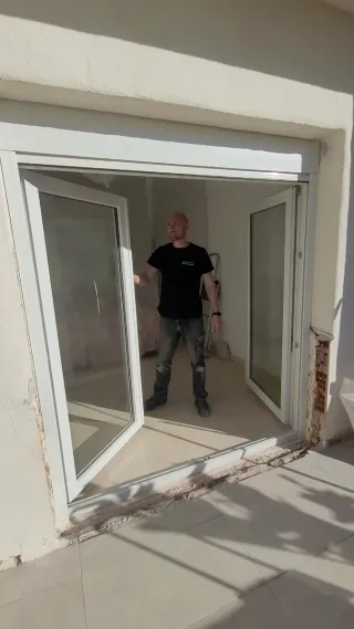 Fabricación e instalación de pérgolas acristaladas