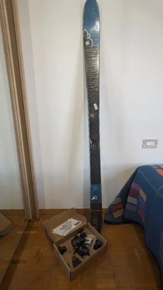 Esquís de travesía Movement 85 177cm + fijaciones
