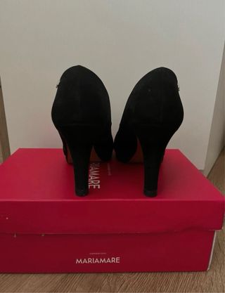 Zapatos de tacón Maria Mare negros talla 35
