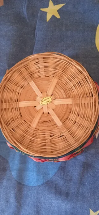 Cestino rotondo intrecciato