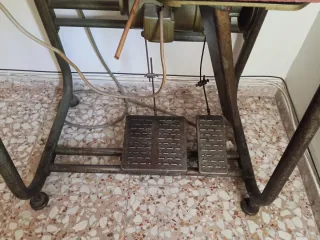 Remalladora Rimoldi 3 hilos