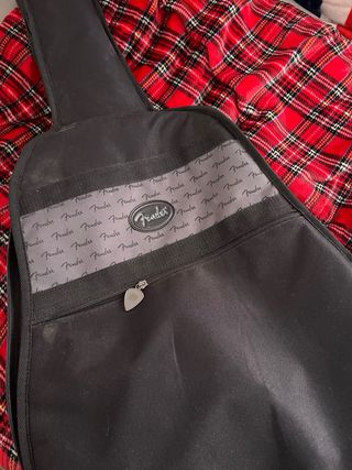 Fender CD-60 NAT Guitarra Acústica con funda