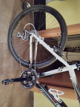 Bicicleta Sound SR Suntour