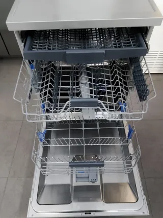 Lavavajillas Beko ProSmartInverter