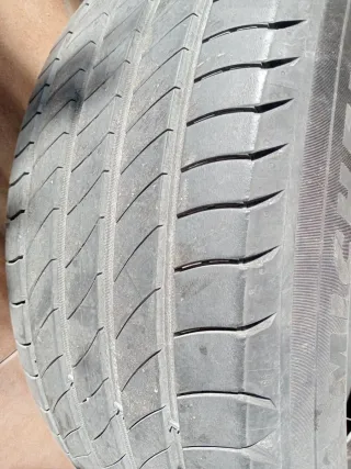 Neumático Michelin Primacy 4