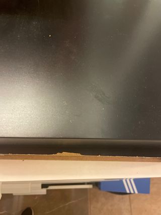 Estanterías Negras y Blancas