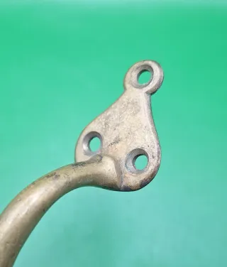 Tirador de puerta de bronce