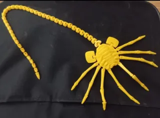 Pack Alien Xenomorfo peluche Facehugger articulado