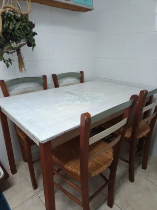 Conjunto Mesa y 4 Sillas Rústicas
