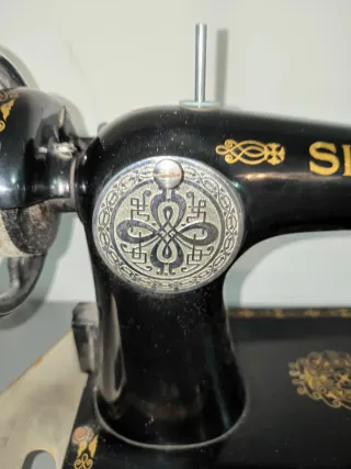 Máquina de coser antigua Sigma