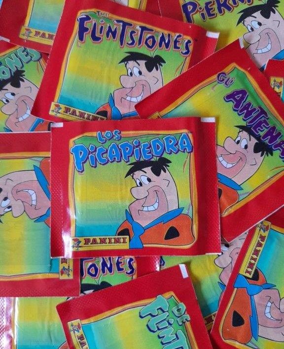 Sobre cromos Los Picapiedra (distintos modelos)