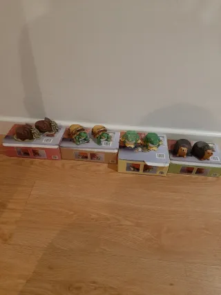 Figuras de jardín: tortugas y ranas