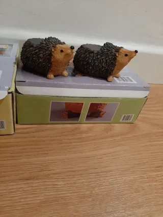 Figuras de jardín: tortugas y ranas