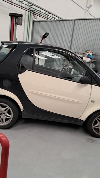 Smart City Coupe del año 2002.