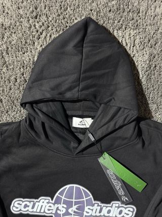 Sudadera Scuffers Studios Negra  - Talla M