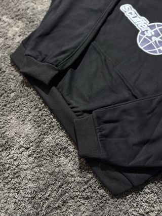 Sudadera Scuffers Studios Negra  - Talla M