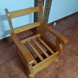 Sillón individual madera y tela verde