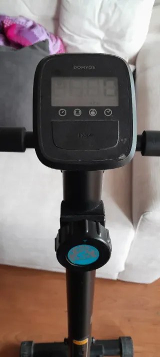 Bicicleta estátiaca Domyos Essential 03