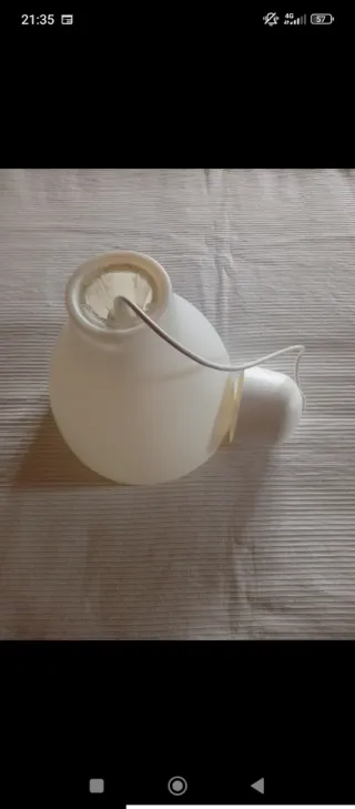 Candeeiro de teto em plástico