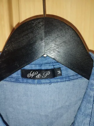 Camisa vaquera M con tachuelas
