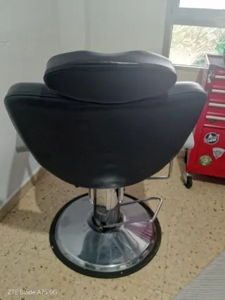 Sillón de Barbero Negro y Plateado