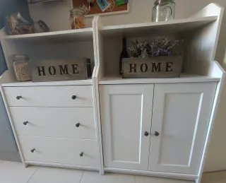 Aparador blanco y madera