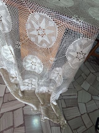 Tovaglia/Copritavolo/Copriletto uncinetto a mano