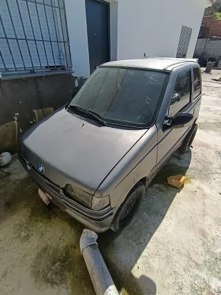 Coche sin carnet gris