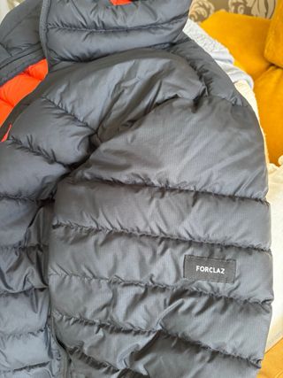 Chaqueta Forclaz Plumas Negra Naranja