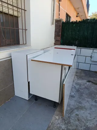 Mueble de cocina blanco