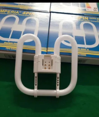 4 pezzi €6,00. Lampada fluorescente 4 Pin 21W IMPE