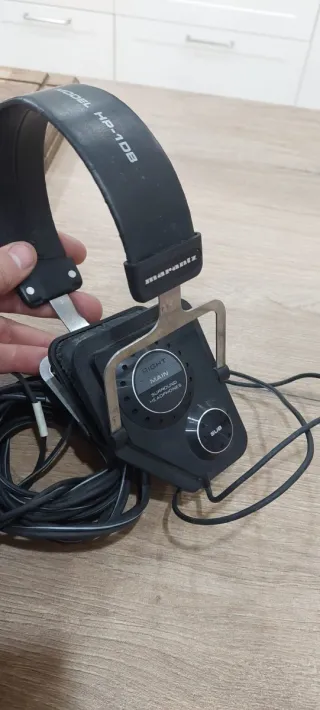 Marantz HP-1DB Surround Headphones