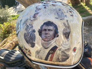 tt& co Customización Cascos Tanques Motocicletas