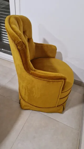 PRECIOSA Butaca mostaza terciopelo