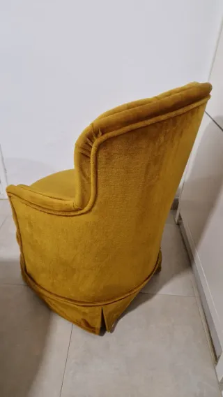 PRECIOSA Butaca mostaza terciopelo