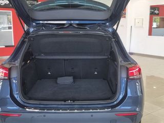 MERCEDES-BENZ GLA GLA 200 D