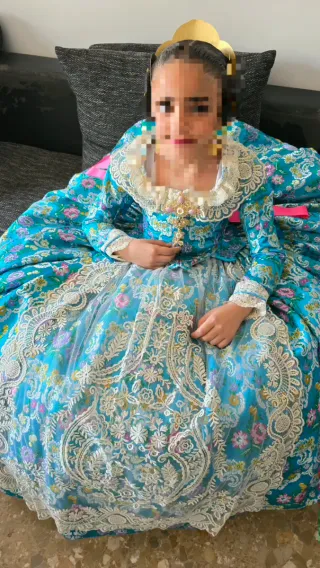 Traje de Fallera Azul de 7 a 8 años para alquilar