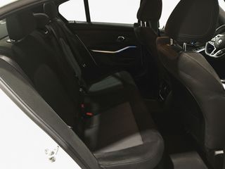 BMW Serie 3 318 d M Sport